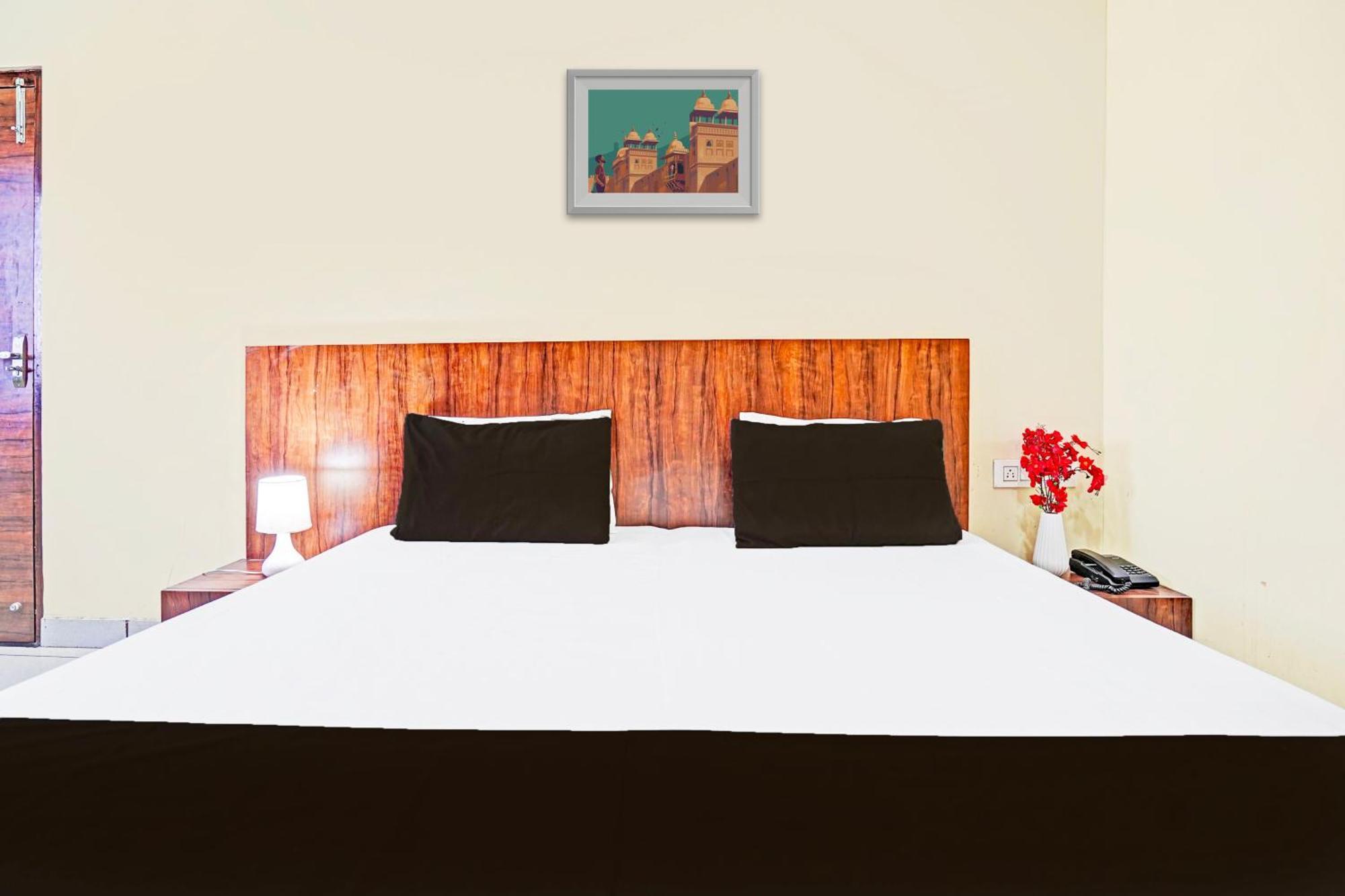 O Royal Hotel 3*